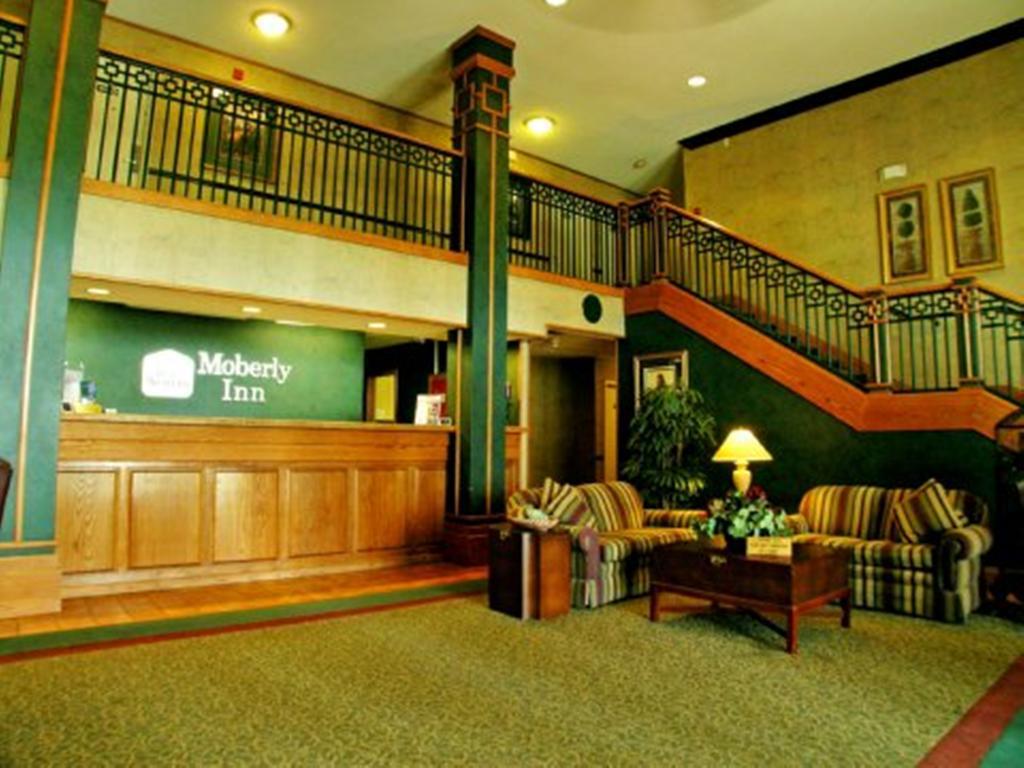 Moberly Inn & Suites Dış mekan fotoğraf