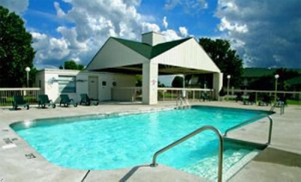 Moberly Inn & Suites Konforlar fotoğraf